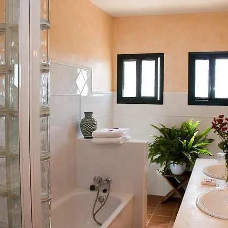 Hotel Sindhura Vejer de la Frontera