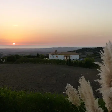 Hotel Sindhura 3*