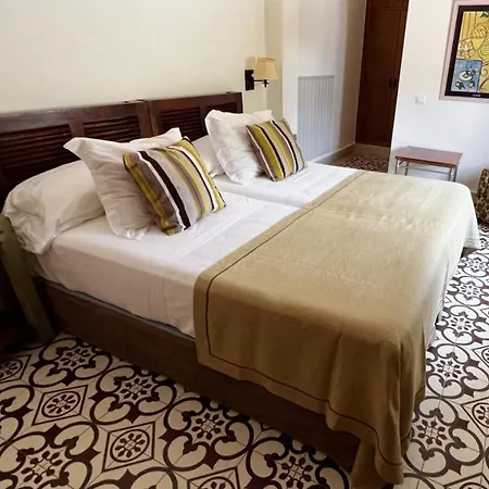 Hotel Sindhura 3*