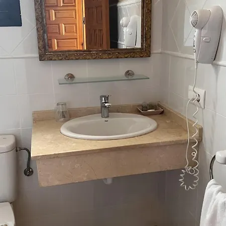 Sindhura Hotel 3*