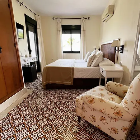 Sindhura Hotel 3*